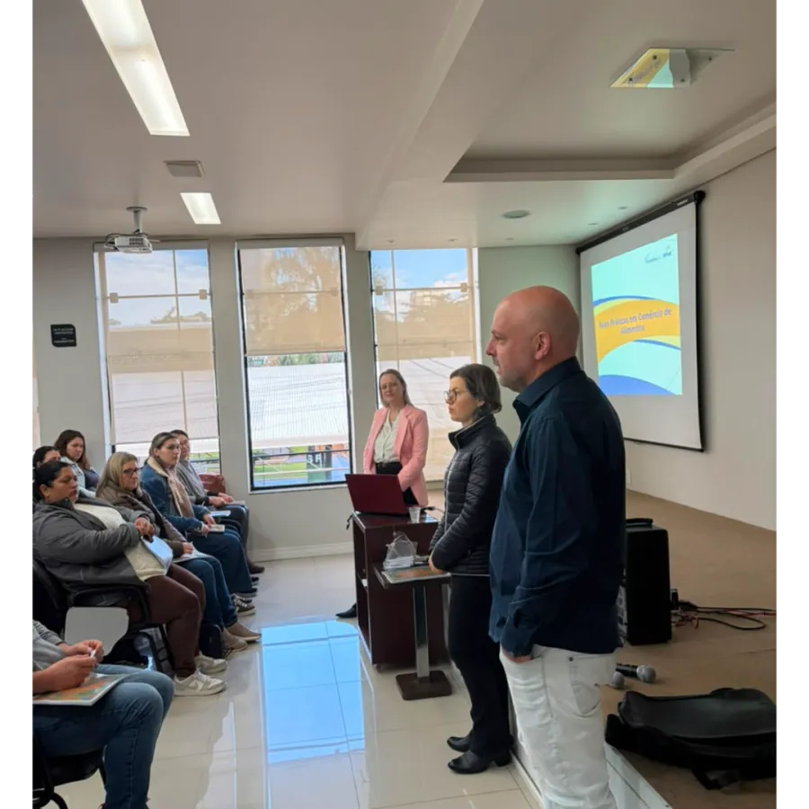 ACCIAS e Senac Erechim promovem curso de Boas Práticas de Fabricação para 66 serventes de escolas municipais