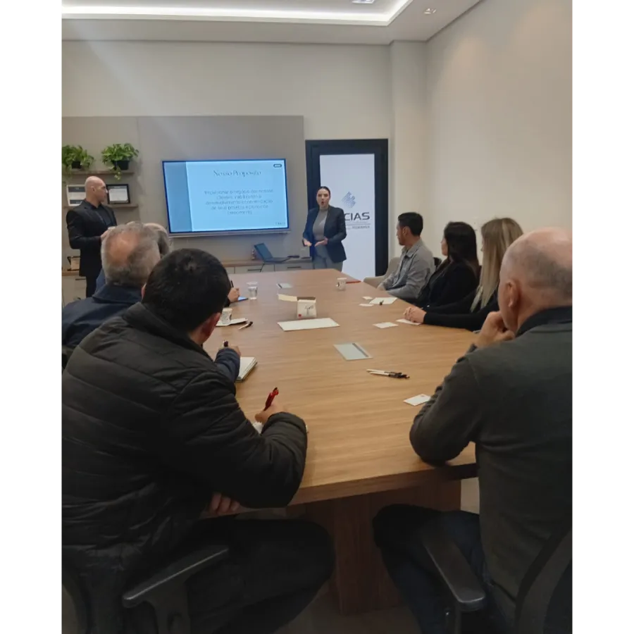 Empresários participam de palestra sobre captação de recursos e incentivos fiscais em Getúlio Vargas